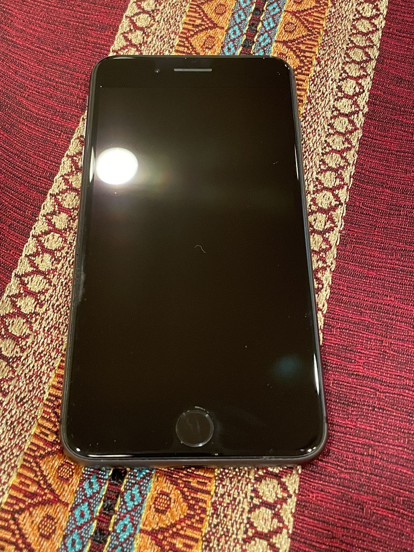 iPhone 8 Plus