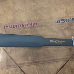 BaBylissPRO
Nano Titanium 1" Digital Flat Iron