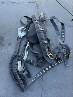Ultra-Safe Safety Harness w/ Lanyard & Clips – Fall Protection Gear