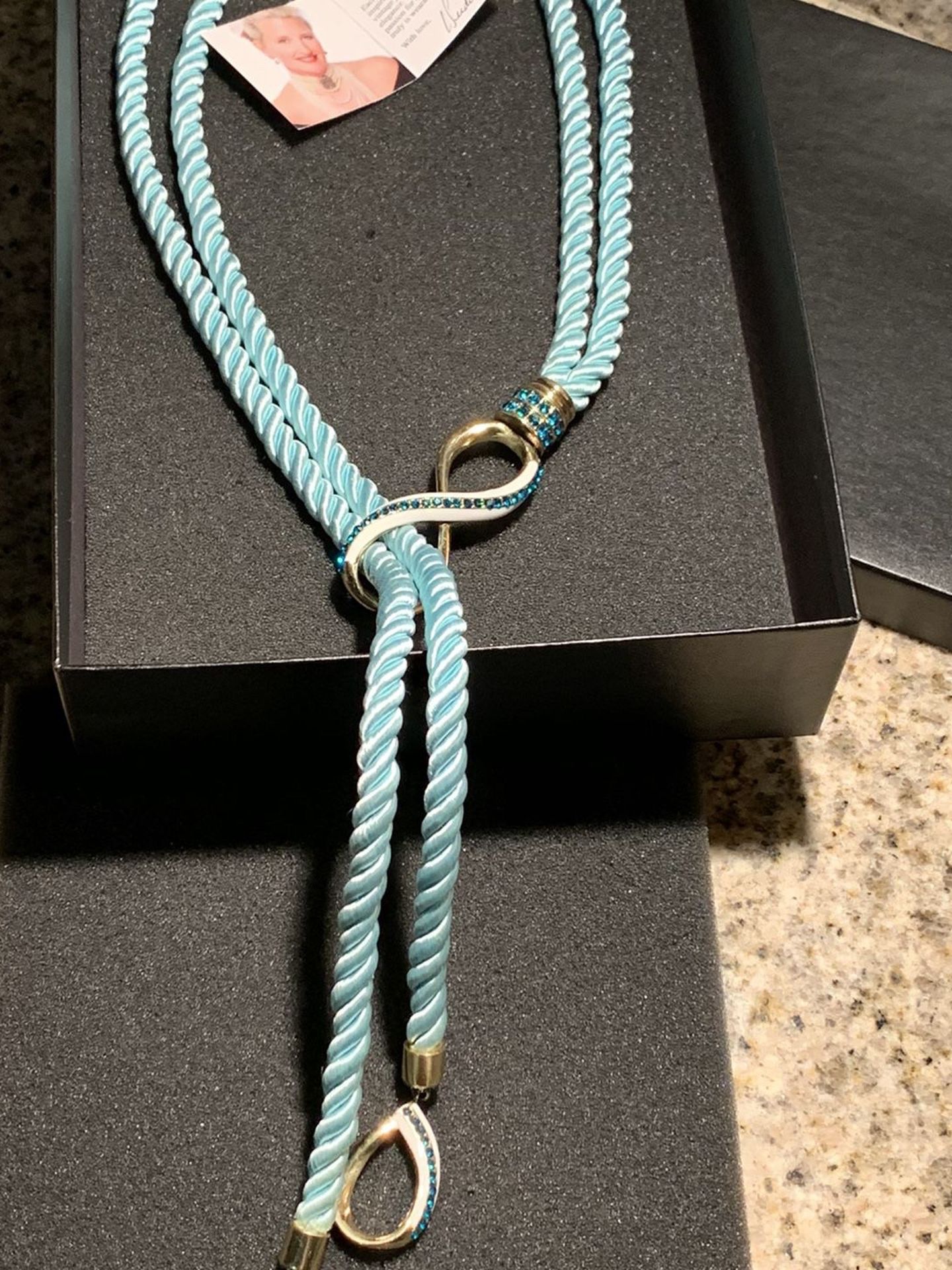 NEW🥰HEIDI DAUS 🥰 ”TURQUOISE ROPE NECKLACE” 🥰FINE AND ELEGANT