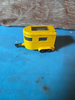 Vintage Diecast Yellow Horse Trailer Toy