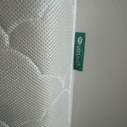 Newton Newborn Mattress 