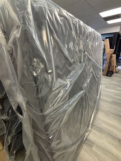 Queen Pillowtop in bag must go ASAP