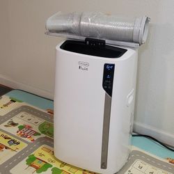 Like New 12 500 Btu Delonghi Pinguino Portable Ac Unit for Sale in