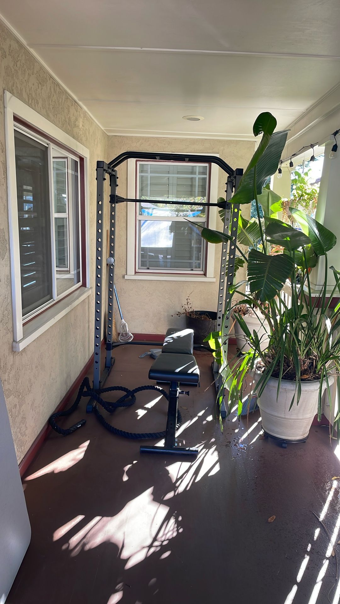 Squat/Bench Rack Excellent Condition