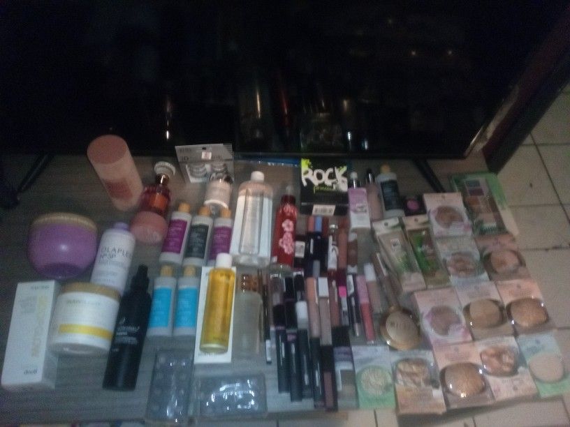 Make Up  ECT ...