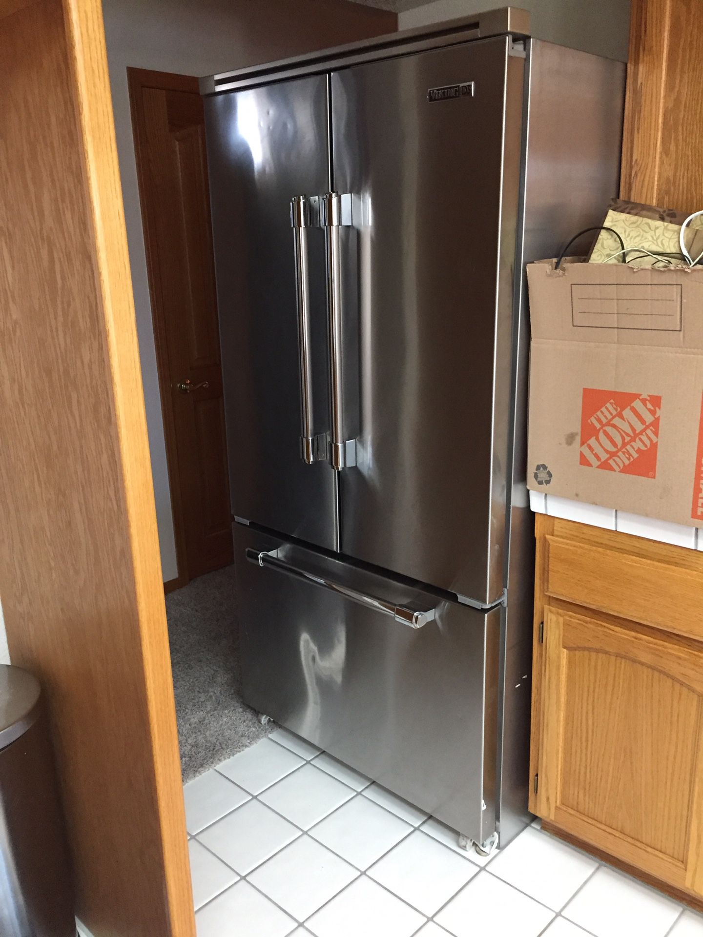VIKING 36” STAINLESS STEEL COUNTER DEPTH FRENCH DOOR REFRIGERATOR FOR SALE NEED GONE ASAP!!