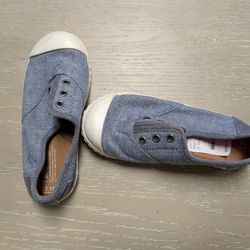 TOMS 4 YOU!!!: KIDS  SIZE 10
