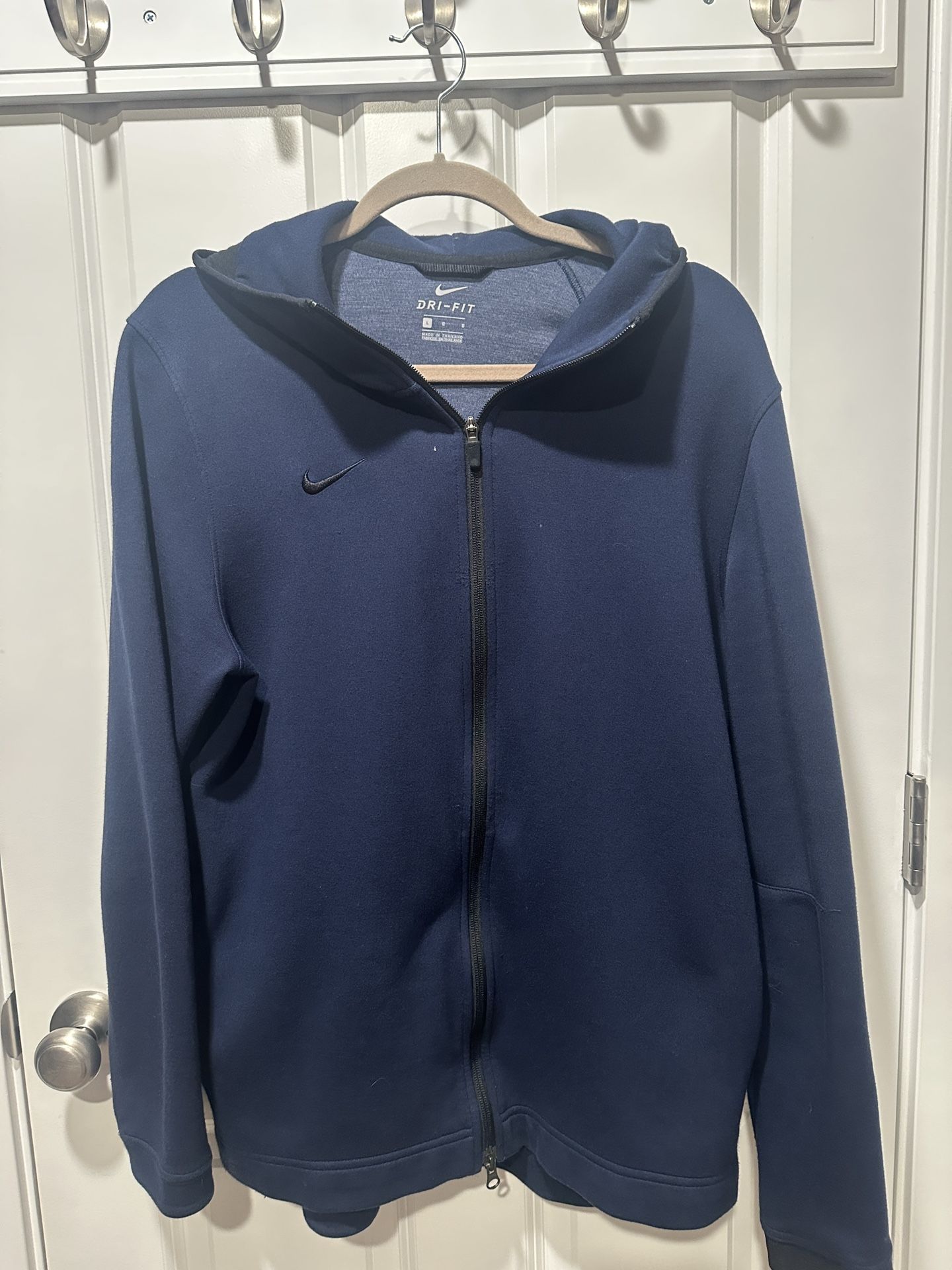 Men Nike Jacket ( Size L)