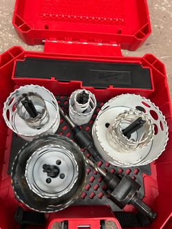 Milwaukee hole saw kit