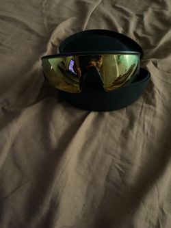 Meta glasses