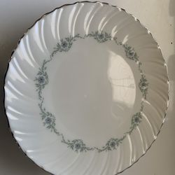 MINT LENOX MESETTE USA DINNER PLATE 10 1/2”