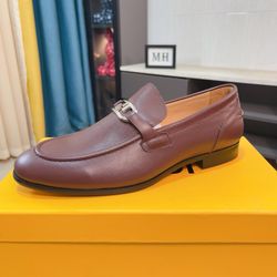 Fendi Men’s Leather Shoes With Box 2026 New 