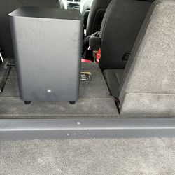 Jbl soundbar and speaker
