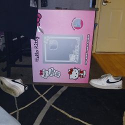 Hello Kitty Raindow Lighting  Vanity Mirror