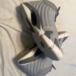 Nike jordan 14 retro flint grey
