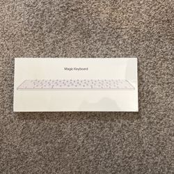 Genuine Apple Magic Keyboard: Wireless, Bluetooth, Rechargeable. Works perfectly with Mac, iPad, or iPhone; US English - White  New. Amazon price is $