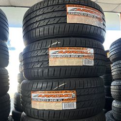 🔥📲235/40/R19 Marca Arroyo Instaladas Y Balancedas 