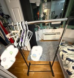 🏷️ Rolling Garment Rack $10 — Adjustable Height, On Wheels