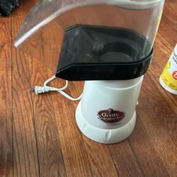 orville redenbachere popcorn maker 