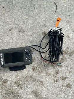 4” Lowrance fish finder