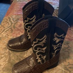 Little boys Rodeo Roper Boots Brand New size 7M These are very nice.