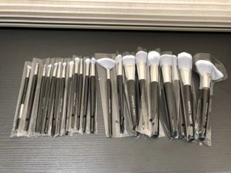 21 pieces Sephora make up Brushes brand new value200+