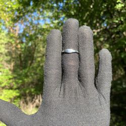 Casual Women’s Silver Color Size 7 Ring 