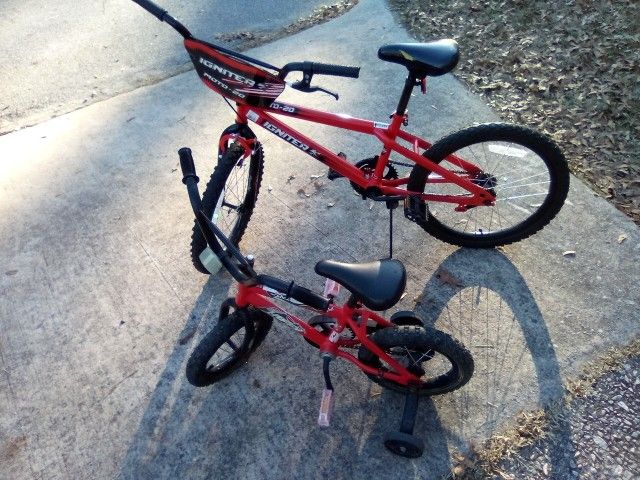 Lot Of 2 Kid Bikes BMX 20.00