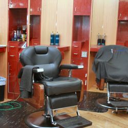 Barber/Stylist Chair