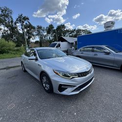 2020 KIA Optima