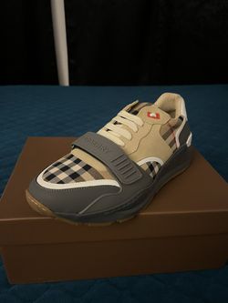 Burberry Shoes Size 9