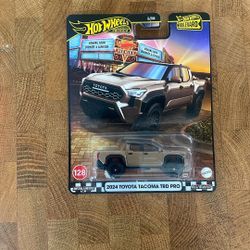 Hot Wheels  New boulevard 2024 Toyota Tacoma TRD Pro