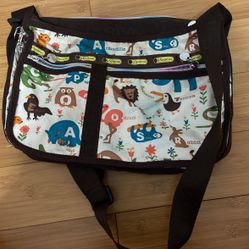 LeSportsac