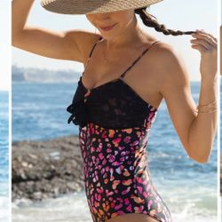 New Beachsissi One Piece Swimsuit Size XL 