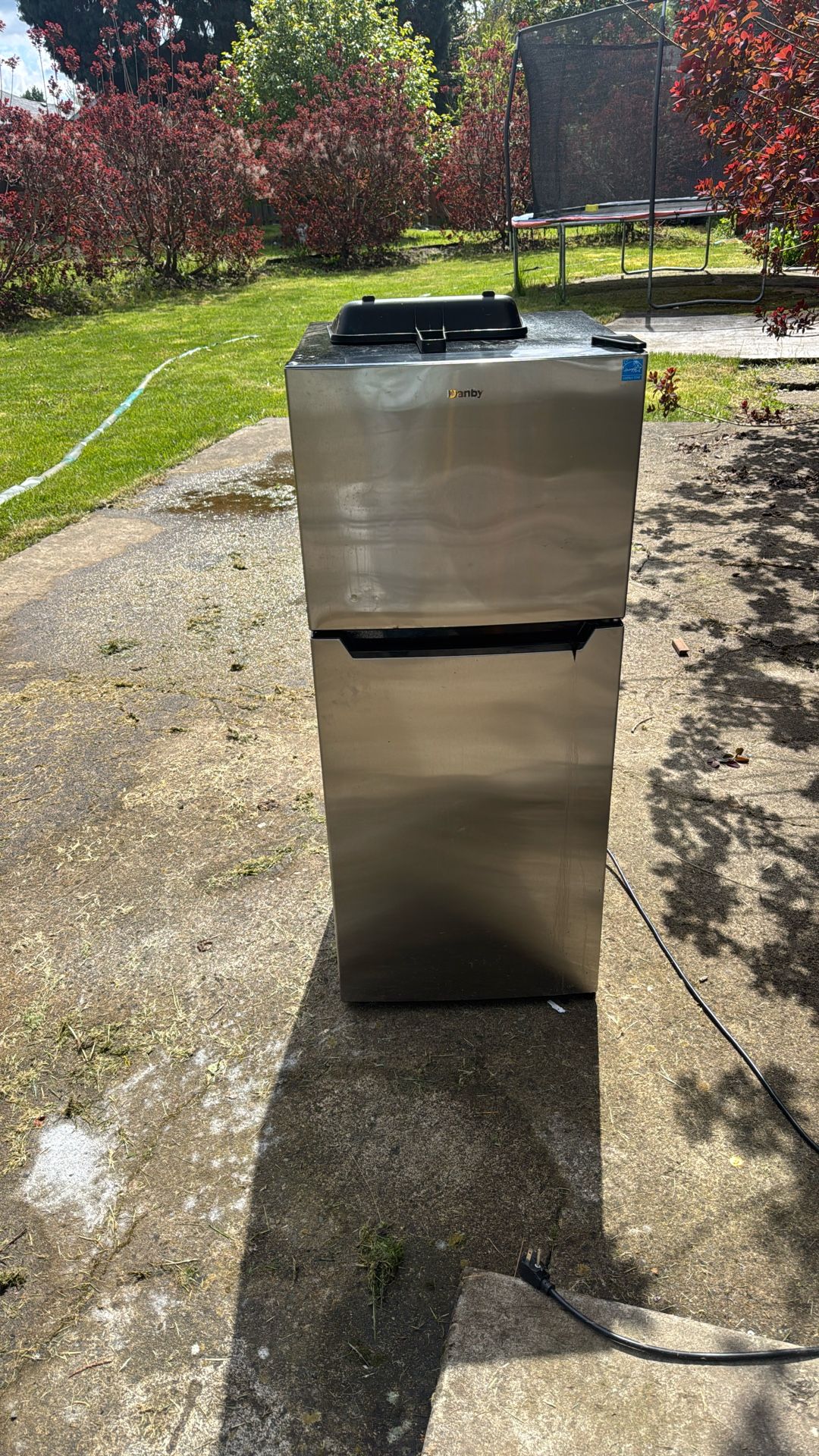 Refrigerator/ Fridge and Freezer