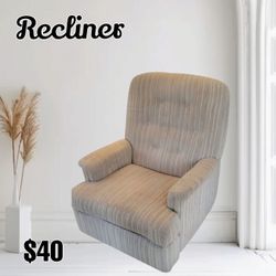  Recliner 