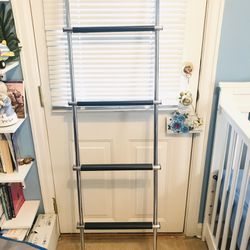Bunk bed ladder black and chrome