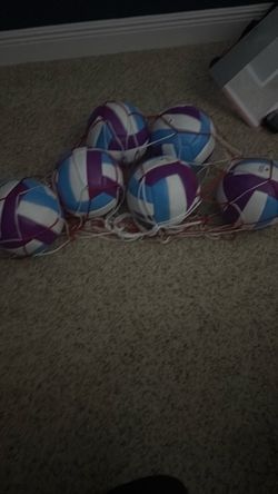 Set of 6 Volleyballs in Net Bag