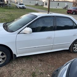 2001 Honda Accord • EX Sedan 4D