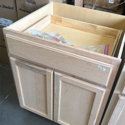 27 in kitchen base $$85