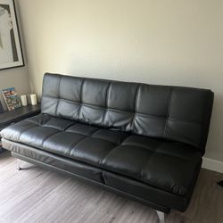 Couch / Futon with USB