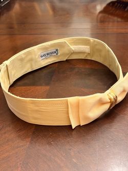VTG Gay Boyer New York Cream Grosgrain Bow Belt Gold Hammered Ring Adjustable