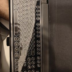 Azio Retro Typewriter Keyboard 