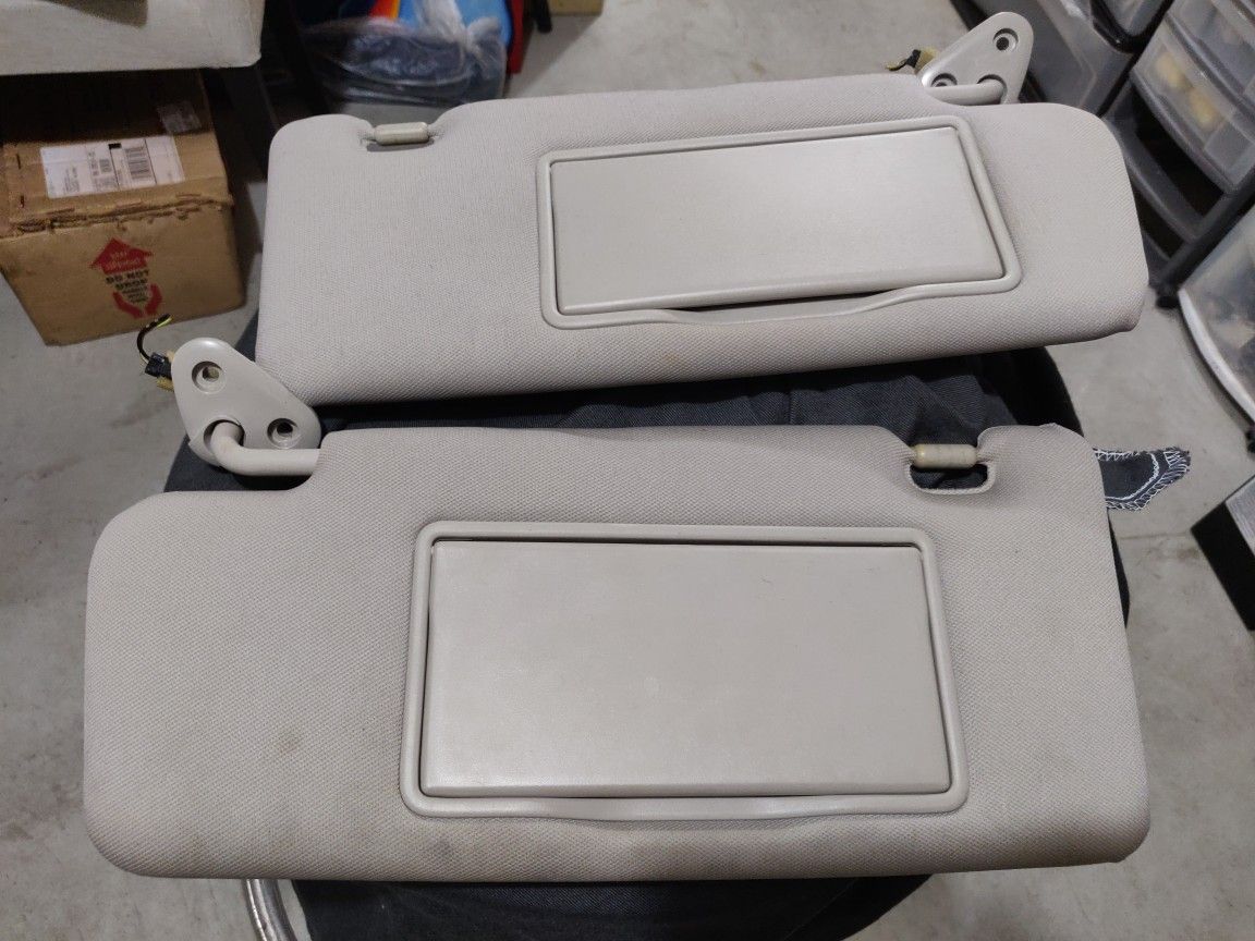 2005-2009 Subaru Legacy & Outback Sun Visors