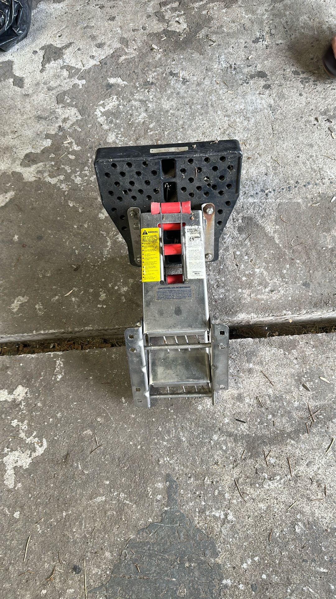 kicker Outboard Motor mounting Bracket
