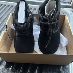 New UGG boots Size 11