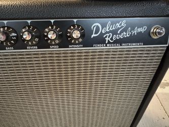 Fender Deluxe Reverb Amp Tone Master
