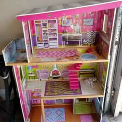 Doll House