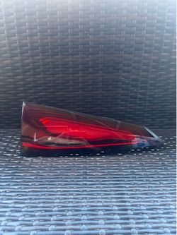 2023 2024 2025 2026 Mercedes-Benz GLC300. GLC43 GLC63 W254 Left Driver Side Inner Tail Light OEM A2549061902